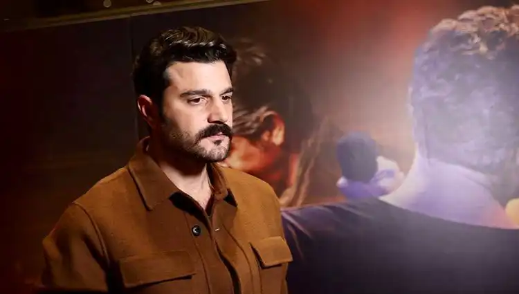 Murat Göğebakan'ın "Kalbim Yaralı" İle Duygusal Bir Yolculuk Başlıyor