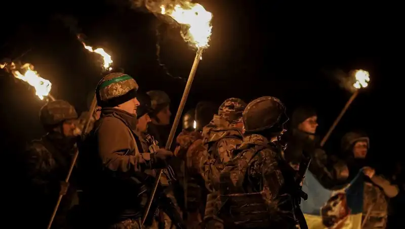 Ukrayna Askerleri Rus Sınırında: Kursk'tan Belgorod'a Geçiş Mi Geliyor?