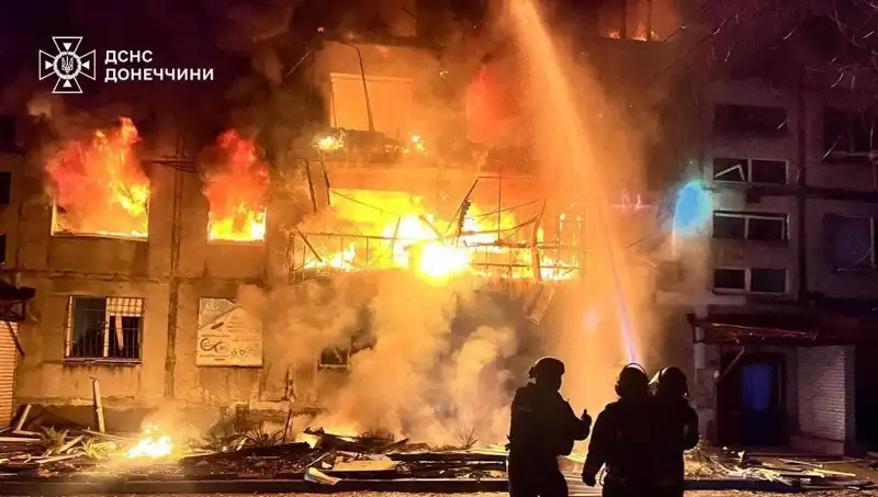 Rusya'nın İskender Füzeleriyle Gerçekleştirilen Bombardıman: Ukrayna'da Çocuklar Hayatını Kaybetti