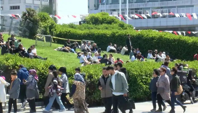 Taksim'de Deprem Sarsıntıları: Riskler ve Önlemler Hakkında Bilmeniz Gerekenler