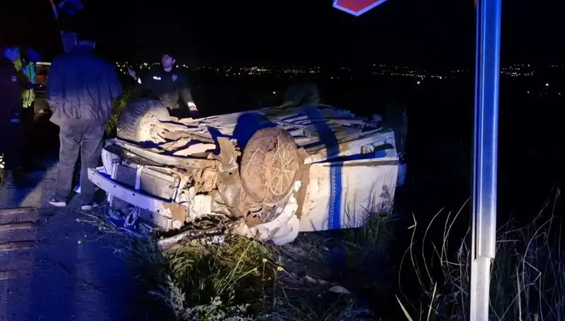 Şarampole Devrilen Otomobil Faciası: 1 Ölü, 3 Yaralı