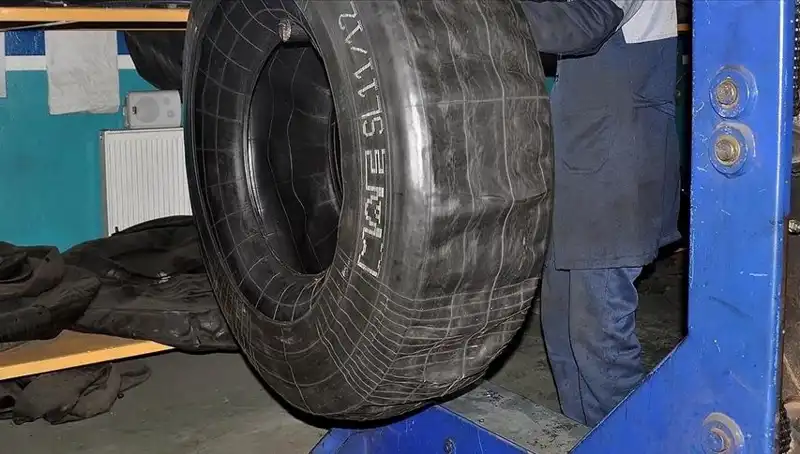 Trafikte Kaplama Lastik Tehlikesi: Uzmanların Uyarıları Neden Görmezden Geliniyor?