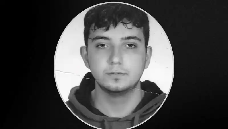 Universite Öğrencisi Burak'ın Şüpheli Ölümü: Aile ve Arkadaşları Sarsıldı