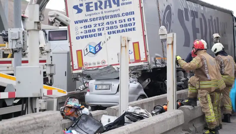 Bayram Tatilinde Trafikte Yaşanan 72 Ölüm, Ülke Genelinde Büyük Üzüntü Yarattı