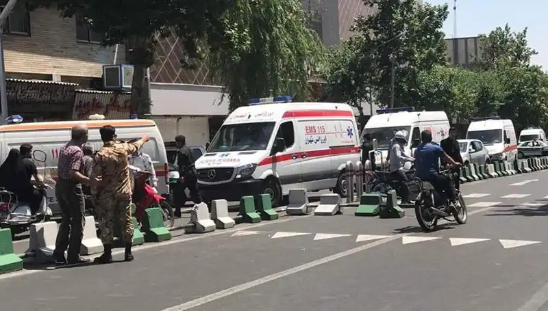 İran'ın Güneydoğusunda Kanlı Saldırı: 5 Polis Hayatını Kaybetti!