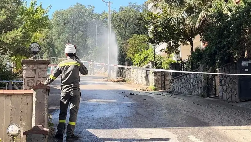 Bursa'da Doğalgaz Patlaması: Üç İşçi Yaralandı, Tüm Şehirde Panik