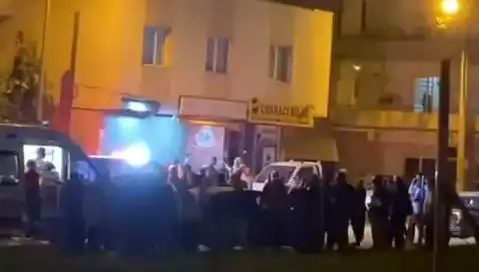 Mahalleli Trafik Sorununu Tartışmak İçin Bir Araya Geldi, Fırtına Koptu