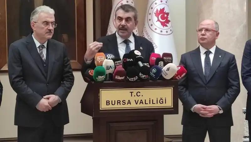Protestolara Katılan Çalışanlar İçin Bakan Tekin'den Uyarı: Yaptırımlar Geliyor!