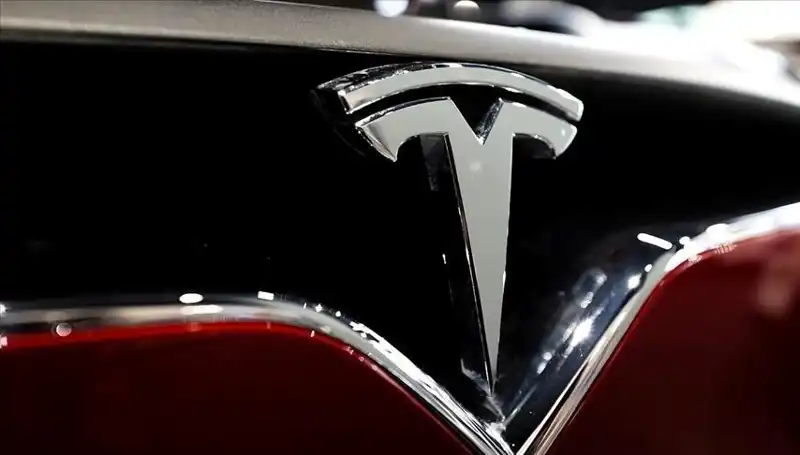 Tesla’da FSD Bekleyen HW3 Sahipleri Ucuz Model Tartışmasıyla Kafa Karıştırıyor