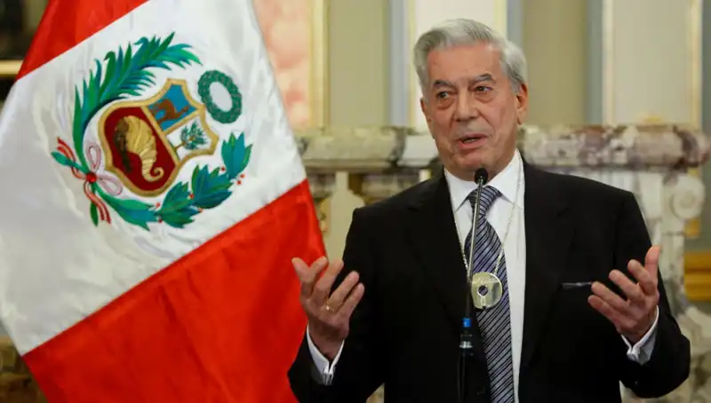 Nobel Ödüllü Yazar Mario Vargas Llosa'nın Ölümü Kültür Dünyasını Sarstı