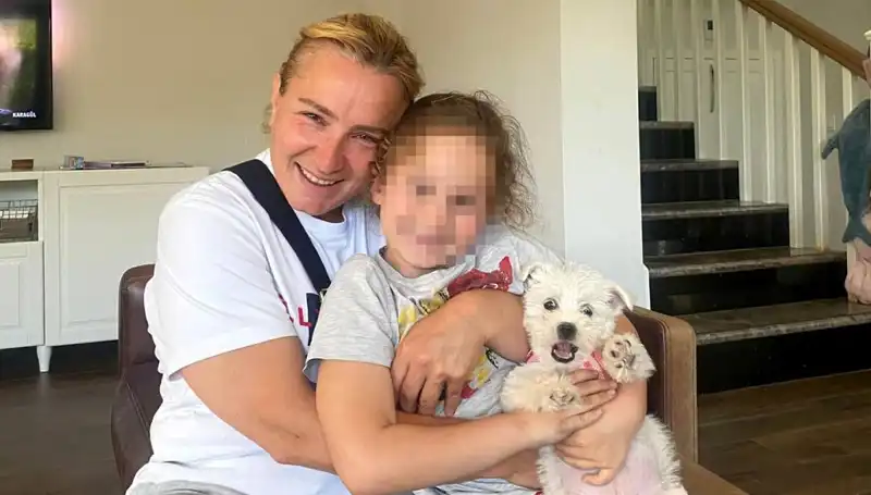 Kızını Baba Görüşüne Geç Götüren Anneye Mahkeme Hapis Cezası Verdi